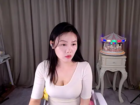 Snapshot of saozi2026 chatting on April 2026 09:18:01 AM saozi2026 online show from April 2026 09:18:01 AM