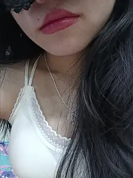 silkyhairs online show from July 2026 11:18:02 PM