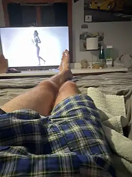 Snapshot of MrSkyy1 chatting on April 2026 04:21:01 AM MrSkyy1 online show from April 2026 04:21:01 AM