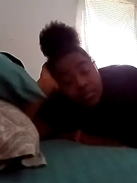 Snapshot of SkieGoddess chatting on April 2026 07:45:02 PM SkieGoddess online show from April 2026 07:45:02 PM