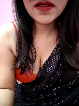 Snapshot of Razoee chatting on May 2026 08:42:02 AM Razoee online show from May 2026 08:42:02 AM