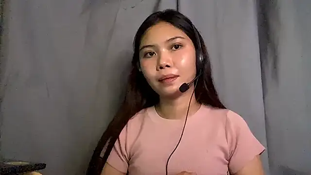 Snapshot of RegenaKhanponaphan chatting on April 2026 08:20:02 AM RegenaKhanponaphan online show from April 2026 08:20:02 AM