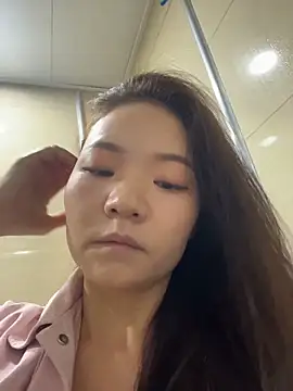 xiaochengzi505 online show from May 2026 01:00:02 AM