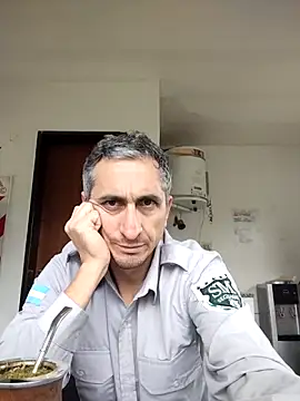 Snapshot of Alejandro83bsf chatting on May 2026 02:36:02 PM Alejandro83bsf online show from May 2026 02:36:02 PM