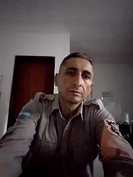 Snapshot of Alejandro83bsf chatting on June 2026 06:34:01 AM Alejandro83bsf online show from June 2026 06:34:01 AM