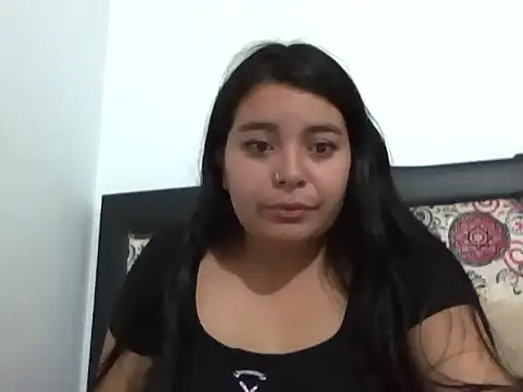 Snapshot of SweetNataly2123 chatting on April 2026 03:54:02 PM SweetNataly2123 online show from April 2026 03:54:02 PM