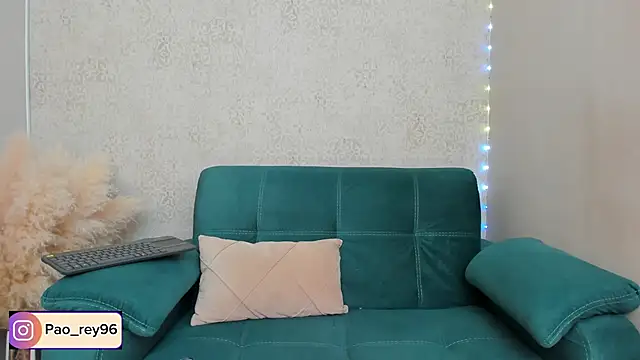 Snapshot of paolarey chatting on April 2026 12:13:02 AM paolarey online show from April 2026 12:13:02 AM