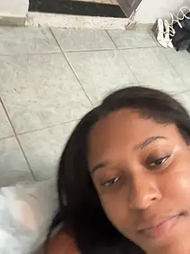 Snapshot of camillevi31 chatting on April 2026 07:34:01 PM camillevi31 online show from April 2026 07:34:01 PM