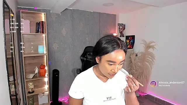 alessia anderson online show from October 2025 09:39:02 PM