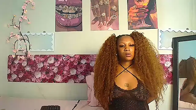 EnchantingLisa online show from July 2026 08:18:01 AM