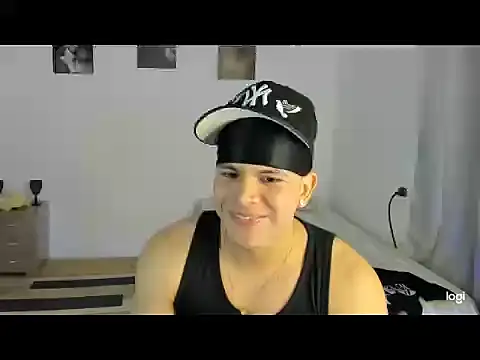 Snapshot of sant_wahlberg chatting on May 2026 10:03:01 PM sant wahlberg online show from May 2026 10:03:01 PM