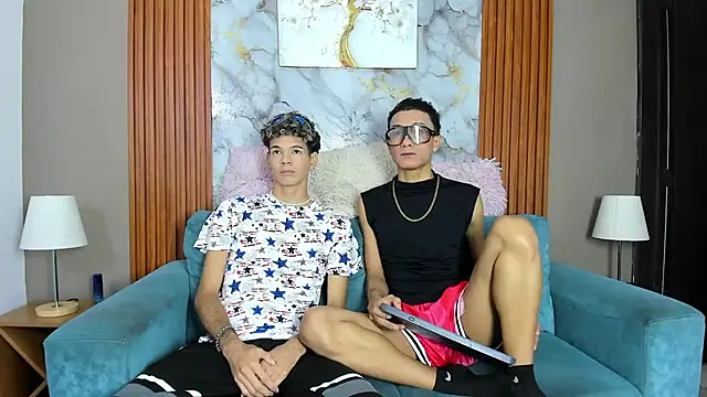 Snapshot of KING_BOYS2026 chatting on April 2026 01:32:01 AM KING BOYS2026 online show from April 2026 01:32:01 AM