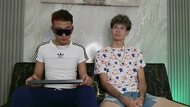 Snapshot of KING_BOYS2026 chatting on May 2026 01:25:02 AM KING BOYS2026 online show from May 2026 01:25:02 AM