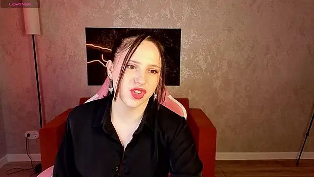 Snapshot of Julia_Shyy chatting on May 2026 01:11:02 AM Julia Shyy online show from May 2026 01:11:02 AM