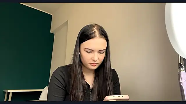 Snapshot of AmbientInvalid chatting on April 2026 01:05:02 PM AmbientInvalid online show from April 2026 01:05:02 PM