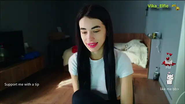 Snapshot of Vika_Elfie chatting on April 2026 05:11:01 AM Vika Elfie online show from April 2026 05:11:01 AM