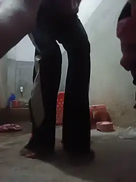 Snapshot of Lovey-77 chatting on April 2026 06:50:01 AM Lovey-77 online show from April 2026 06:50:01 AM