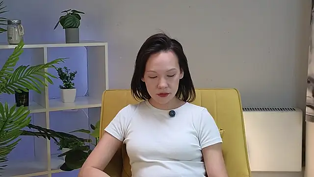 Snapshot of OdellLathrum chatting on April 2026 08:07:02 AM OdellLathrum online show from April 2026 08:07:02 AM