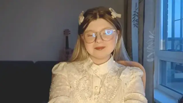 Snapshot of YukiBlush chatting on May 2026 03:52:01 PM YukiBlush online show from May 2026 03:52:01 PM