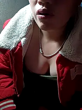 Snapshot of Blaze_Luna chatting on May 2026 12:10:01 PM Blaze Luna online show from May 2026 12:10:01 PM