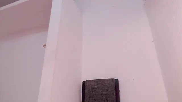 AlizlovA online show from August 2026 10:08:02 PM