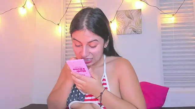 VictoriaaLopez online show from July 2026 02:01:01 PM