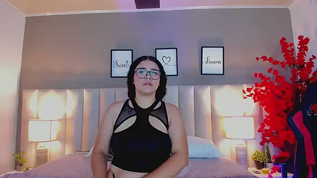 Snapshot of abbie_laurent1 chatting on May 2026 01:41:01 PM abbie laurent1 online show from May 2026 01:41:01 PM