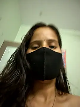 Snapshot of LovelyNidhi chatting on May 2026 01:21:01 AM LovelyNidhi online show from May 2026 01:21:01 AM