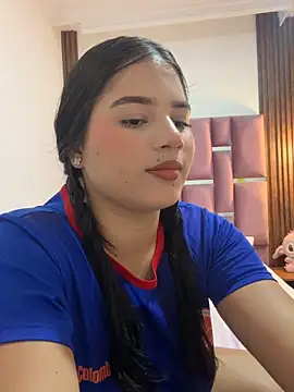Snapshot of Mulan_rousse chatting on June 2026 10:03:02 PM Mulan rousse online show from June 2026 10:03:02 PM