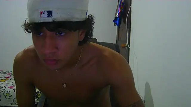 Snapshot of Hansel_take chatting on April 2026 06:36:02 PM Hansel take online show from April 2026 06:36:02 PM