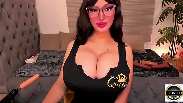 Snapshot of PlayfullMaria chatting on April 2026 08:21:01 PM PlayfullMaria online show from April 2026 08:21:01 PM