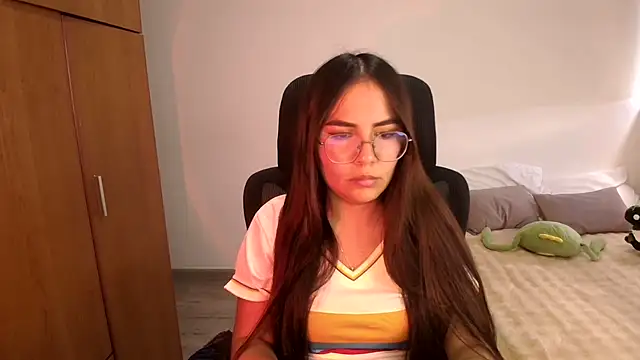 abbyyandmaxx online show from June 2026 04:38:01 PM
