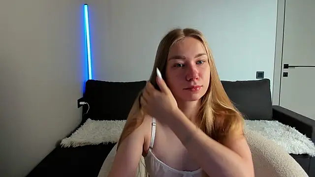AnnaAlexArti online show from July 2026 04:38:01 AM