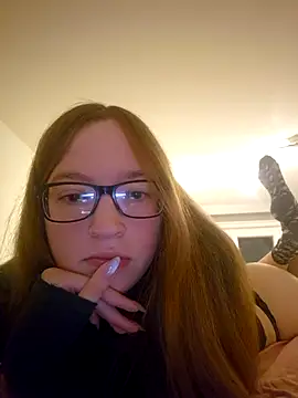 Snapshot of Freaky-Doll chatting on July 2026 08:22:01 PM Freaky-Doll online show from July 2026 08:22:01 PM
