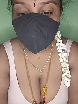 Snapshot of tamil_butterfly chatting on June 2026 12:09:02 PM tamil butterfly online show from June 2026 12:09:02 PM