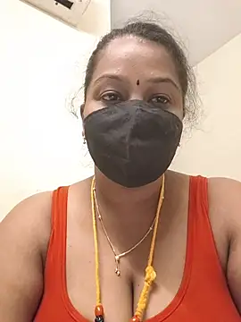 Snapshot of tamil_butterfly chatting on July 2026 10:06:02 AM tamil butterfly online show from July 2026 10:06:02 AM