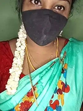 Snapshot of tamil_butterfly chatting on July 2026 06:13:01 PM tamil butterfly online show from July 2026 06:13:01 PM