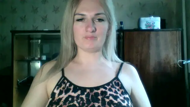 Snapshot of MartaHaze chatting on May 2026 09:59:02 AM MartaHaze online show from May 2026 09:59:02 AM