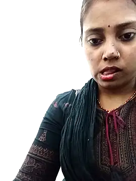 Snapshot of Simmi-00 chatting on May 2026 04:39:02 AM Simmi-00 online show from May 2026 04:39:02 AM