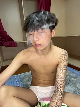 Snapshot of AX-003 chatting on April 2026 11:25:02 AM AX-003 online show from April 2026 11:25:02 AM