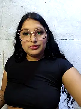 Snapshot of Maddy_k chatting on May 2026 11:49:01 AM Maddy k online show from May 2026 11:49:01 AM