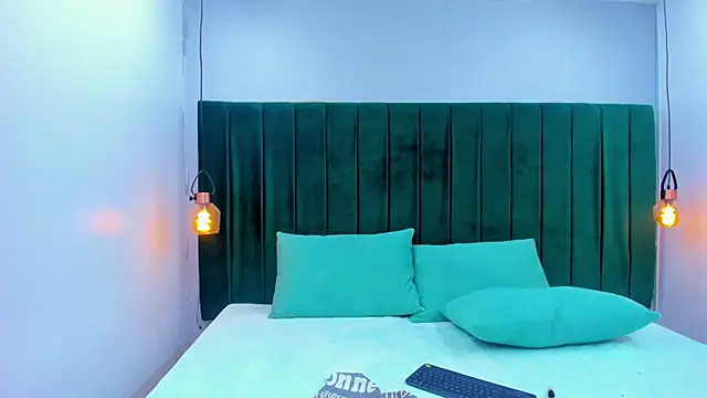 Amber-Hornny- online show from April 2026 05:30:01 PM