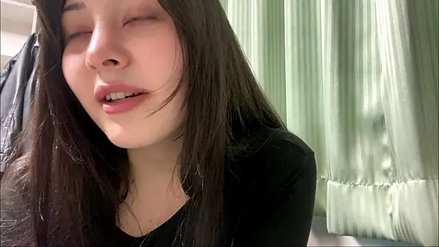 Snapshot of Sonata_Asky chatting on May 2026 11:12:03 PM Sonata Asky online show from May 2026 11:12:03 PM