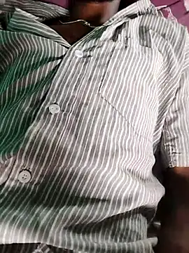 Snapshot of Tushu_under19_boy chatting on June 2026 05:36:02 AM Tushu under19 boy online show from June 2026 05:36:02 AM