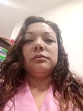 Snapshot of SAMANTHA--02 chatting on May 2026 02:14:01 PM SAMANTHA--02 online show from May 2026 02:14:01 PM