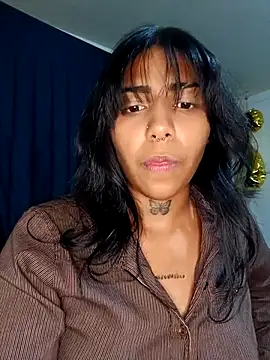 Snapshot of ZairaAzura_ chatting on May 2026 04:28:02 AM ZairaAzura online show from May 2026 04:28:02 AM