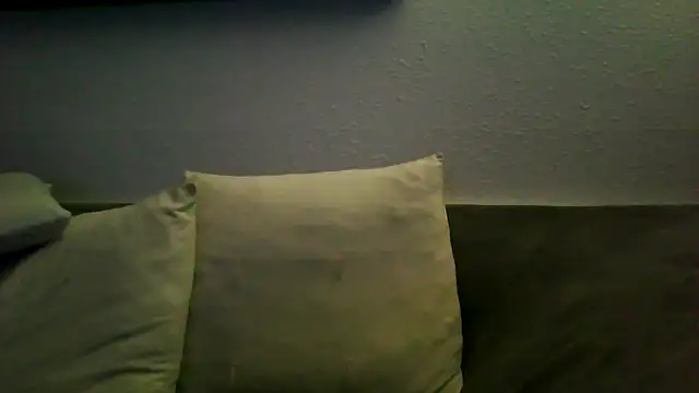 Soloyan online show from September 2025 05:01:02 AM