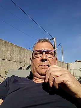Snapshot of Soloyan chatting on March 2026 02:33:02 PM Soloyan online show from March 2026 02:33:02 PM