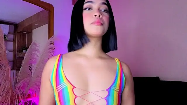 Snapshot of Chloe_monroee chatting on May 2026 03:13:01 AM Chloe monroee online show from May 2026 03:13:01 AM