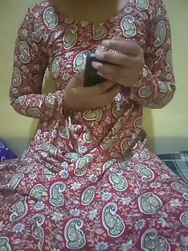 Snapshot of Seema_yadav01 chatting on May 2026 05:45:01 AM Seema yadav01 online show from May 2026 05:45:01 AM